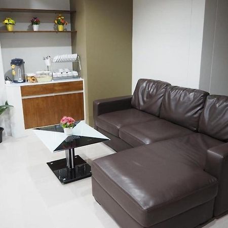 Regent Room Hotel Szuratthani Kültér fotó